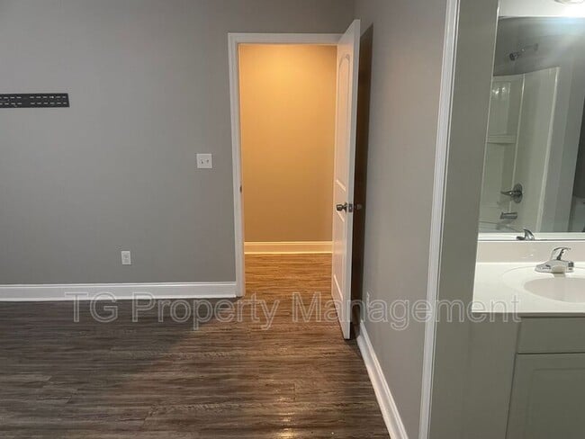 Building Photo - 5309 Riley Oaks Trl