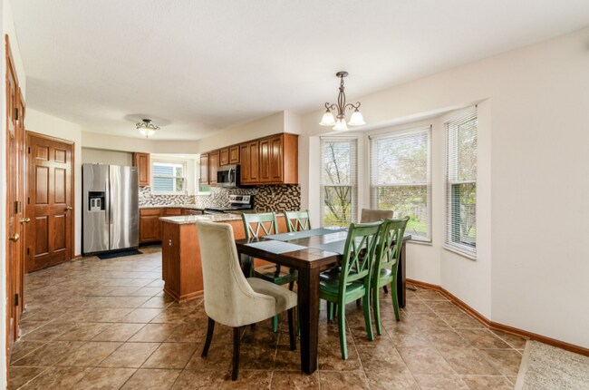 Building Photo - 8370 Payson Dr