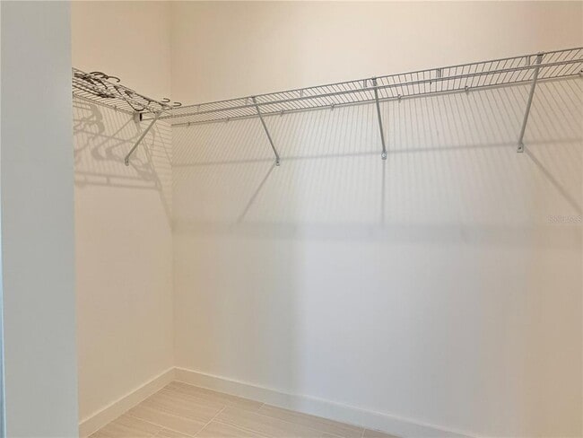 Building Photo - 920 N Osceola Ave