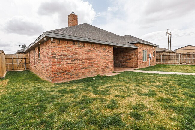 Building Photo - 208 Berkshire Ave