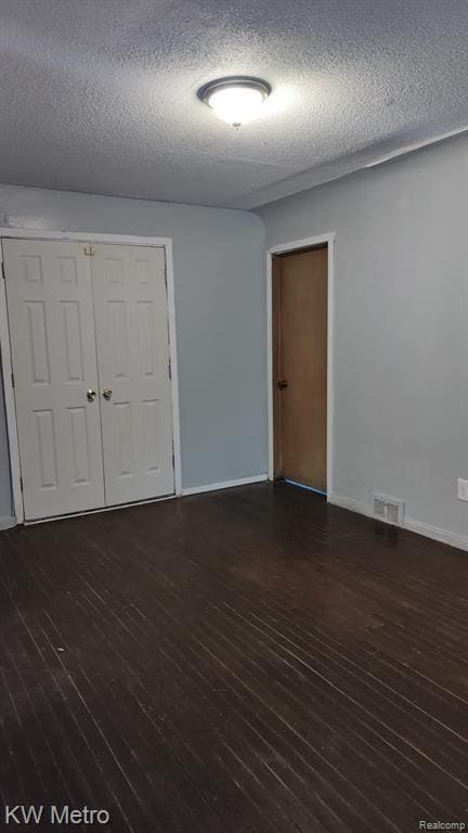 Building Photo - 8272 Outer Dr E