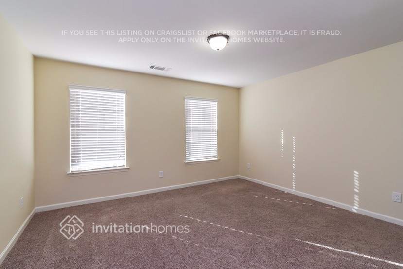 Building Photo - 4172 Oak Field Dr