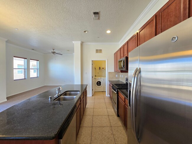 Building Photo - 4512 Santa Elena St