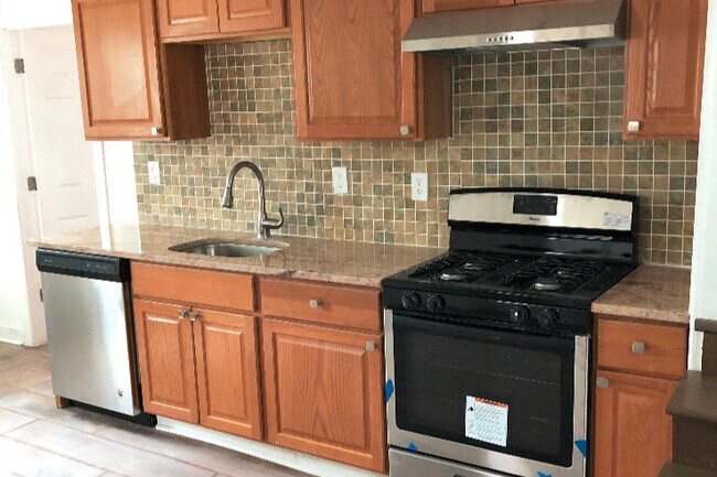 Building Photo - 53 Highland Blvd