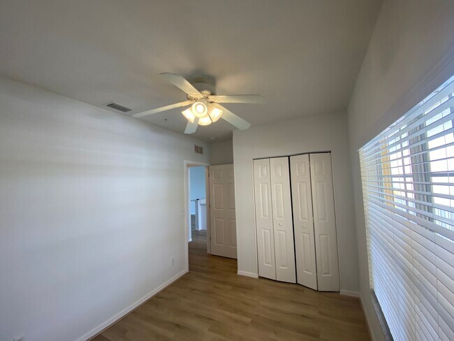 Building Photo - 2081 Willow Hammock Cir