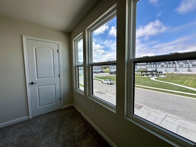 Building Photo - 3293 Haflinger Dr