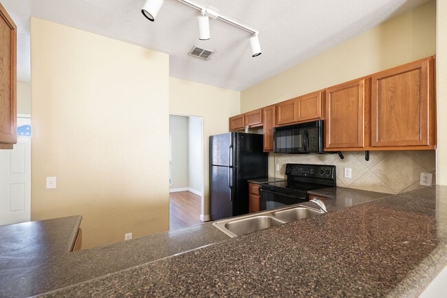 Building Photo - 6223 W Jolie Ct