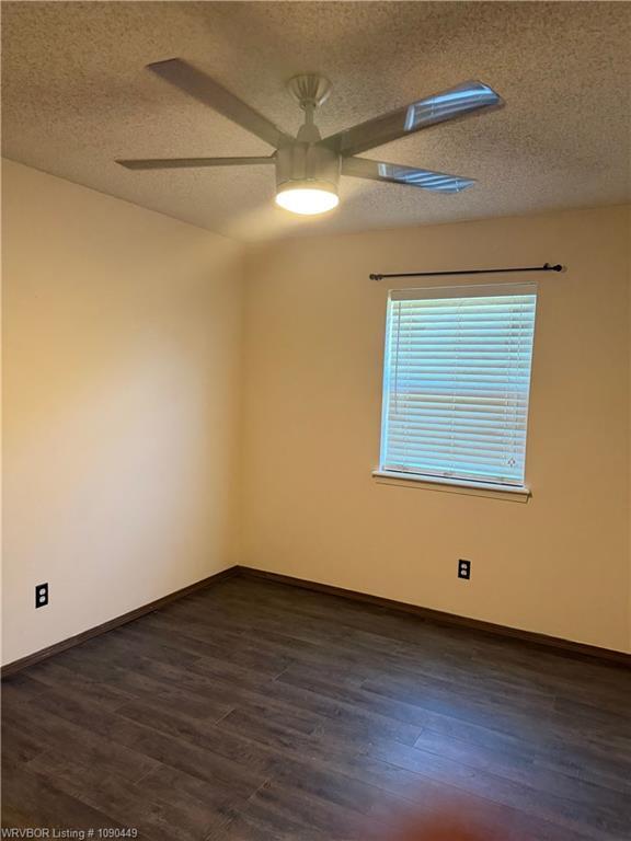 Building Photo - 1503 M Cir