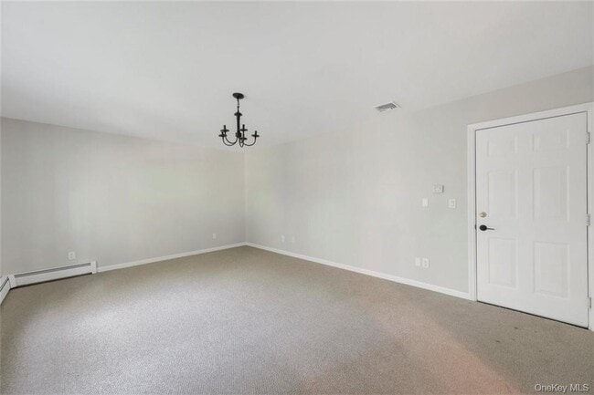 Building Photo - 5 Fairview Ln