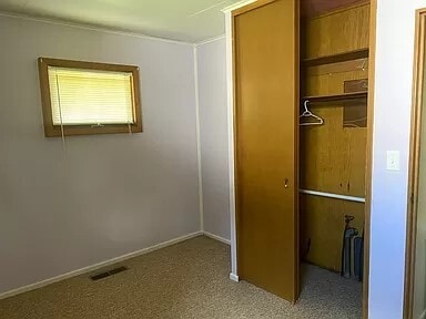 Building Photo - 128 N Beech St