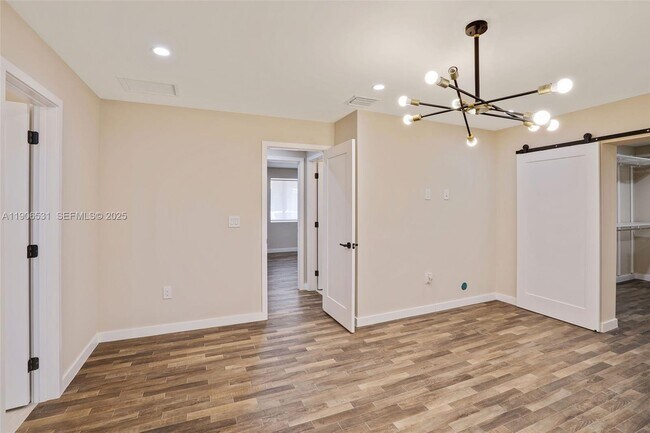 Building Photo - 6701 SW 49th Terrace