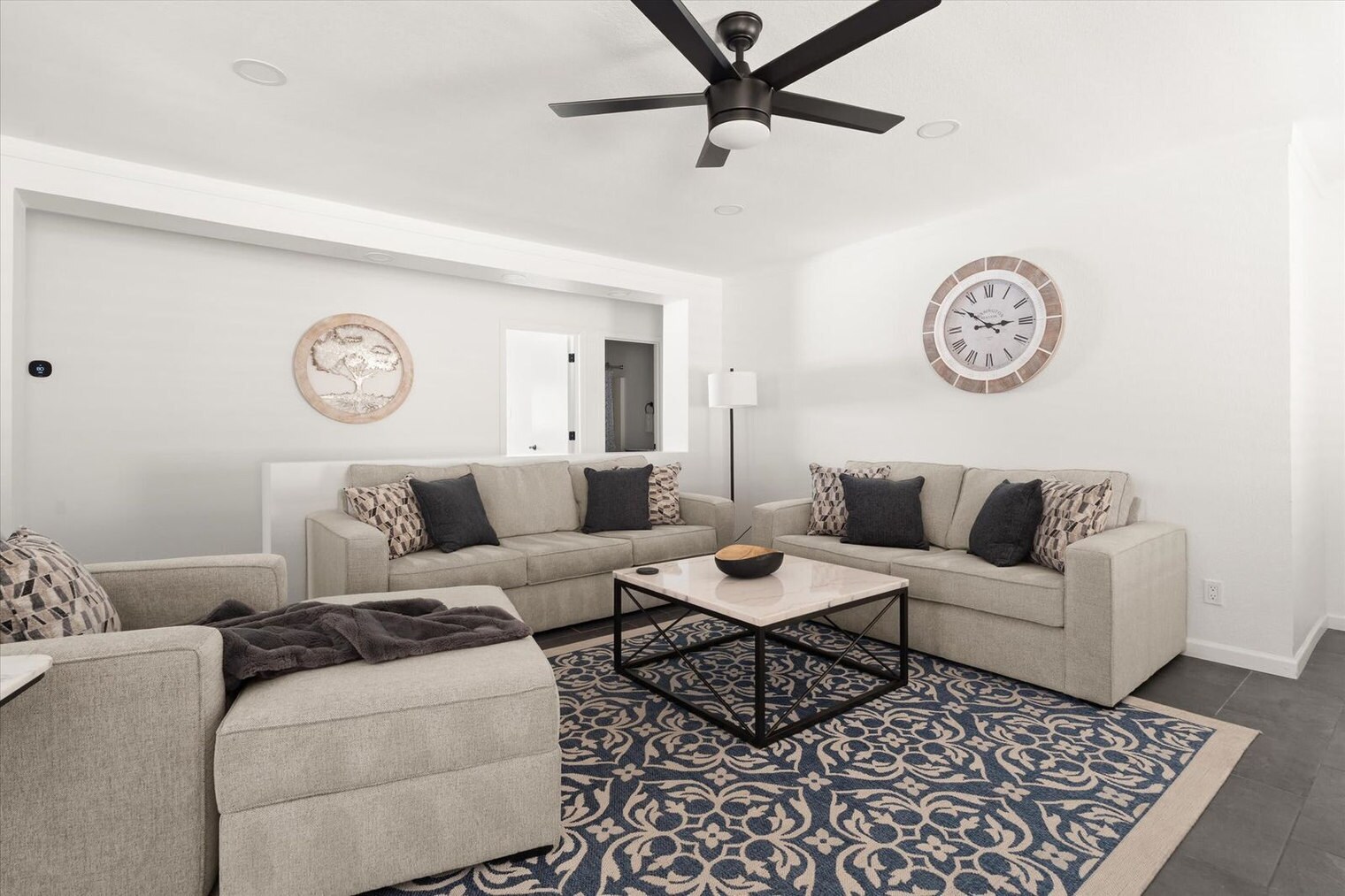 Building Photo - 11359 E Elena Ave