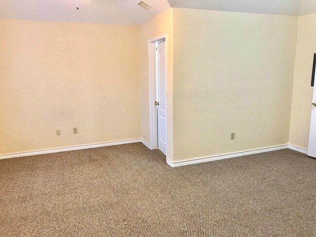 Building Photo - 4246 Dorel Dr