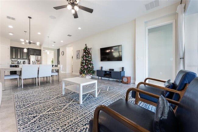 Building Photo - 13019 Stanthorne Ave