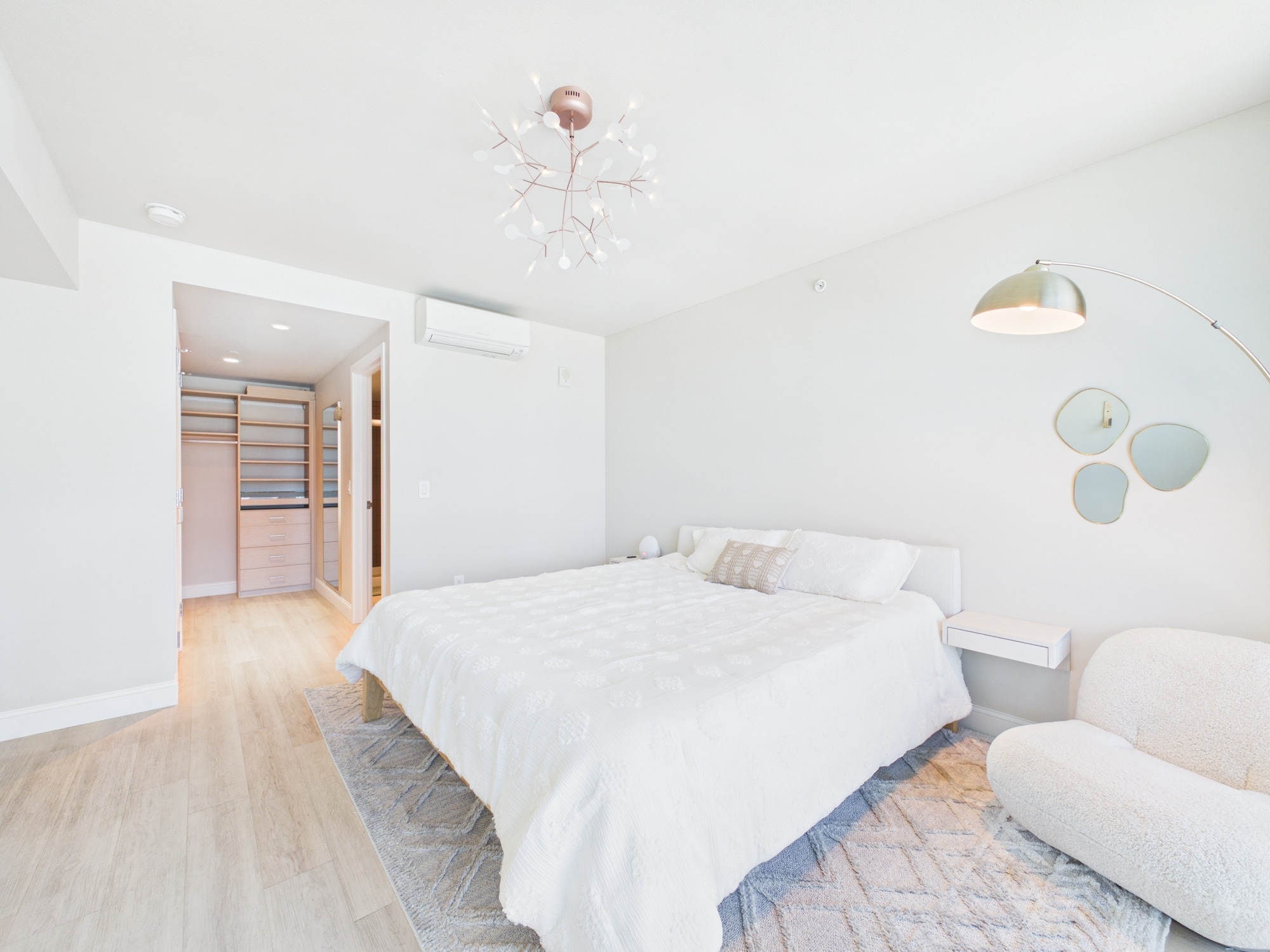 primary bedroom - 600 Ala Moana Blvd
