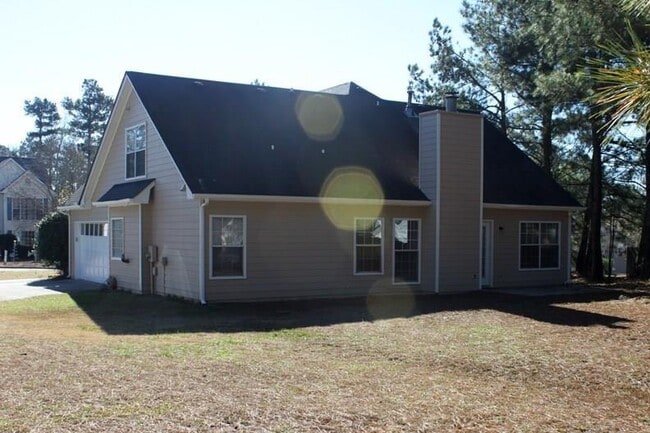 Building Photo - 540 Peachtree Parc Ct NE