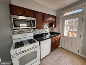 Building Photo - 3710 3rd St S