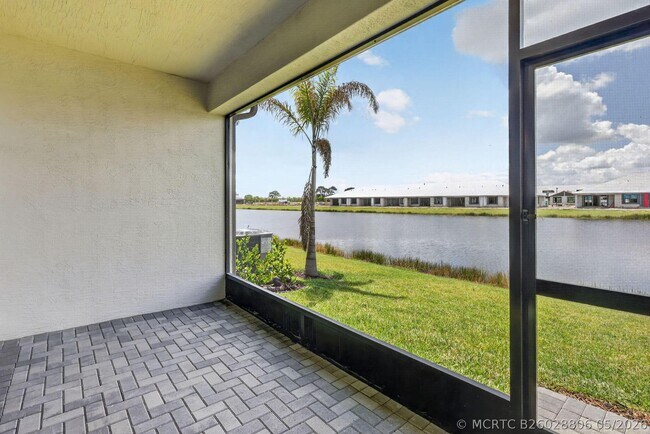 Building Photo - 13570 Starkissed Ln