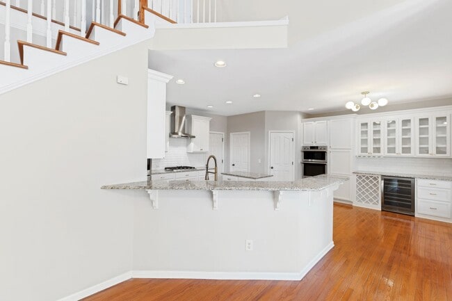 Building Photo - Beautiful 5 Bedroom Home in Dansforth Neighborhood