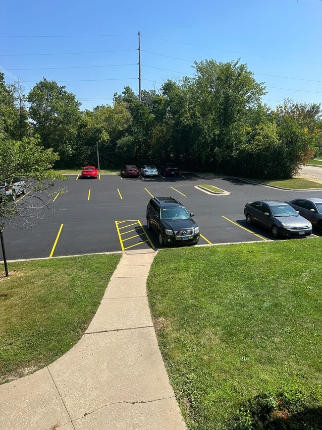 Building Photo - 4418 Eastridge Dr