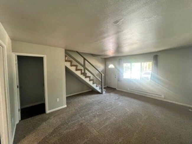 Building Photo - 768 Tallac Ave