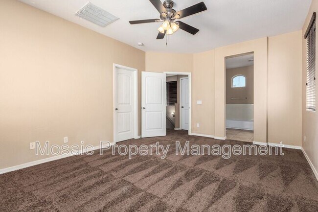 Building Photo - 7510 S 27th Way