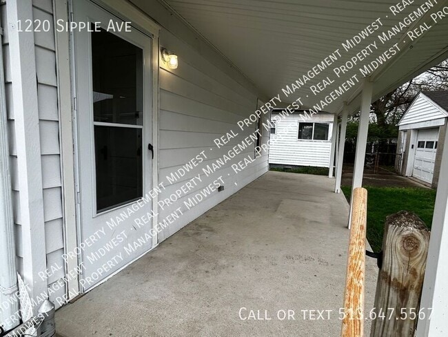 Building Photo - 1220 Sipple Ave