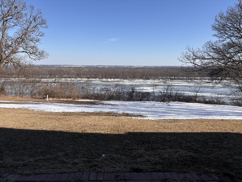 River View - 5512 Flintcrest Dr