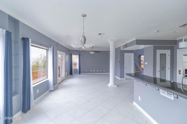 Building Photo - 4744 Excalibur Dr