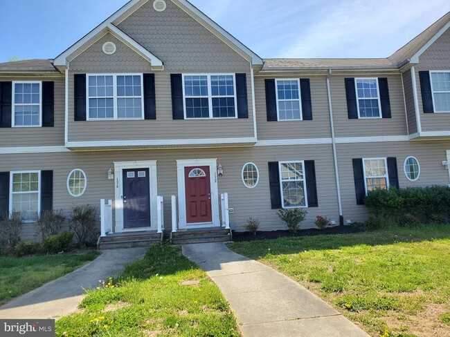 Building Photo - 132 Bay Hill Ln