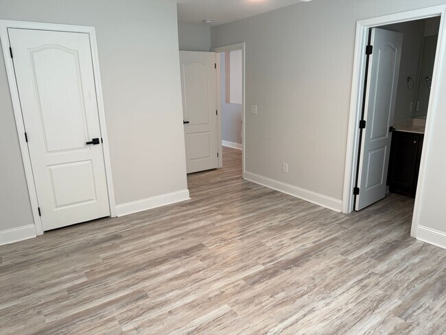 Building Photo - 315 Neuse Dr