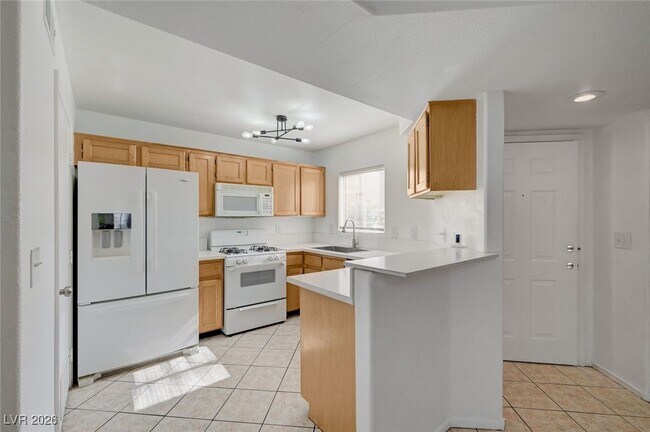 Building Photo - 4555 E Sahara Ave