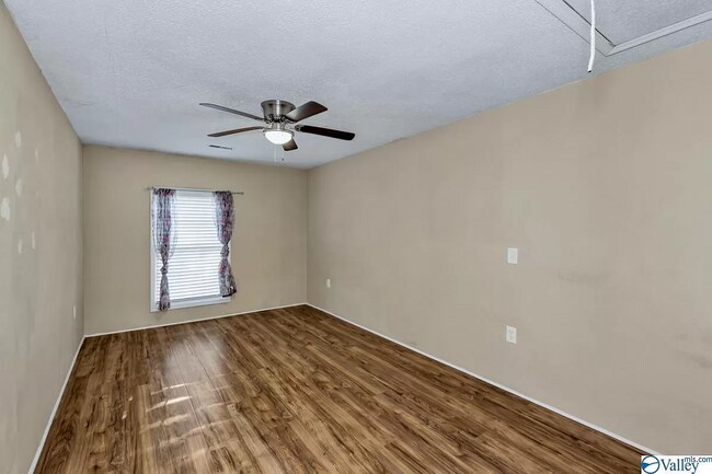 Building Photo - 13010 Coys Dr SE