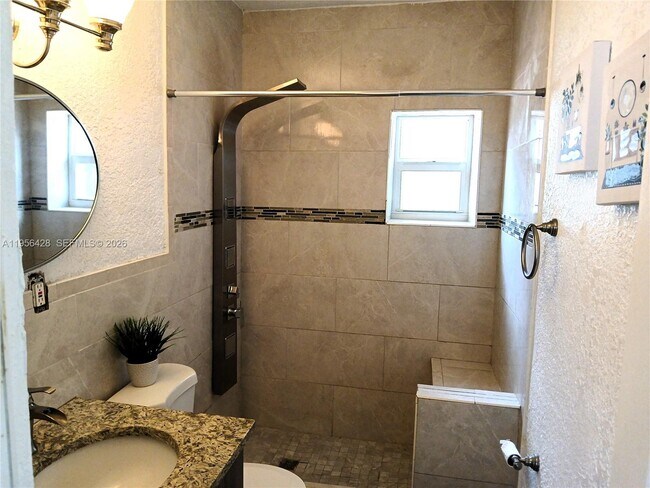 Building Photo - 510 NW 47th St