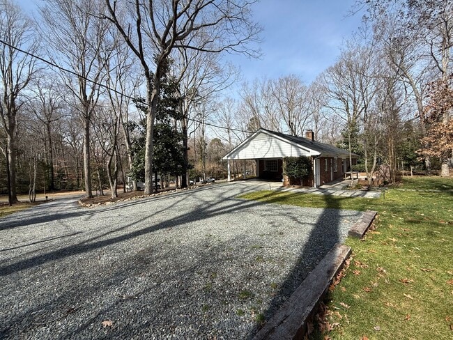 Building Photo - Gorgeous 3BD, 2.5BA North Raleigh Home on a Large Lot with a 2-Car Detached Garage in a Prime Loc...