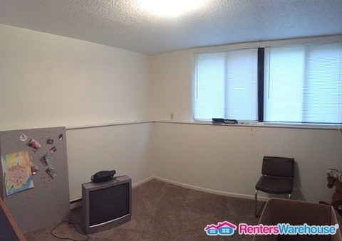 Building Photo - 3112 Park Dr