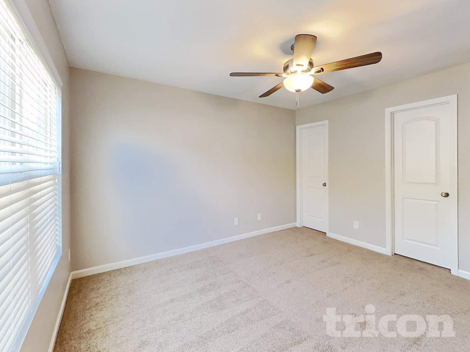 Building Photo - 2004 Blue Rock Ct