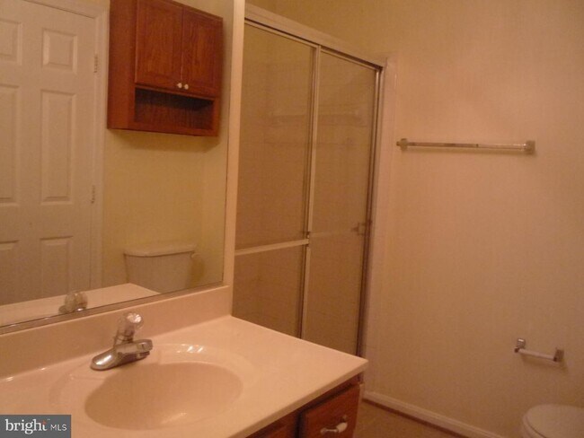 Building Photo - 552 Sparkleberry Terrace NE