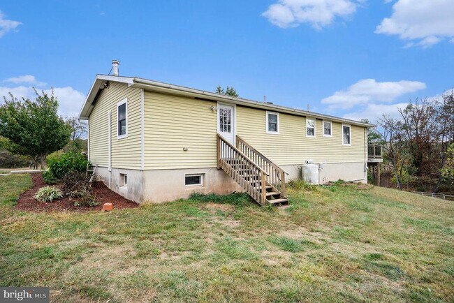 Building Photo - 1268 Levengood Rd