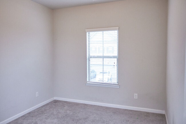 Building Photo - 7687 Volion Dr