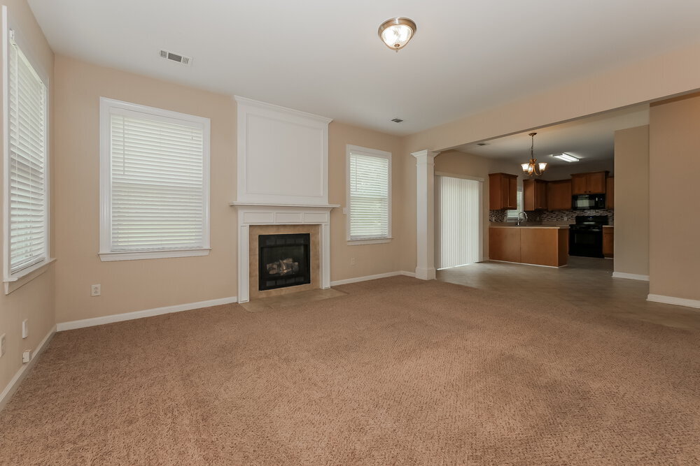 Building Photo - 2505 Mockingbird Ln