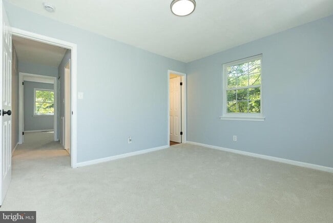 Building Photo - 13640 Deerwater Dr