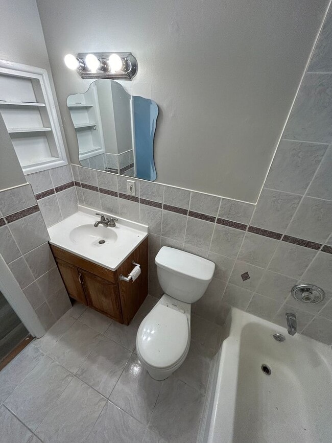 Building Photo - COMING SOON! Charming 3 Bed 1 Bath Home! $1295.00