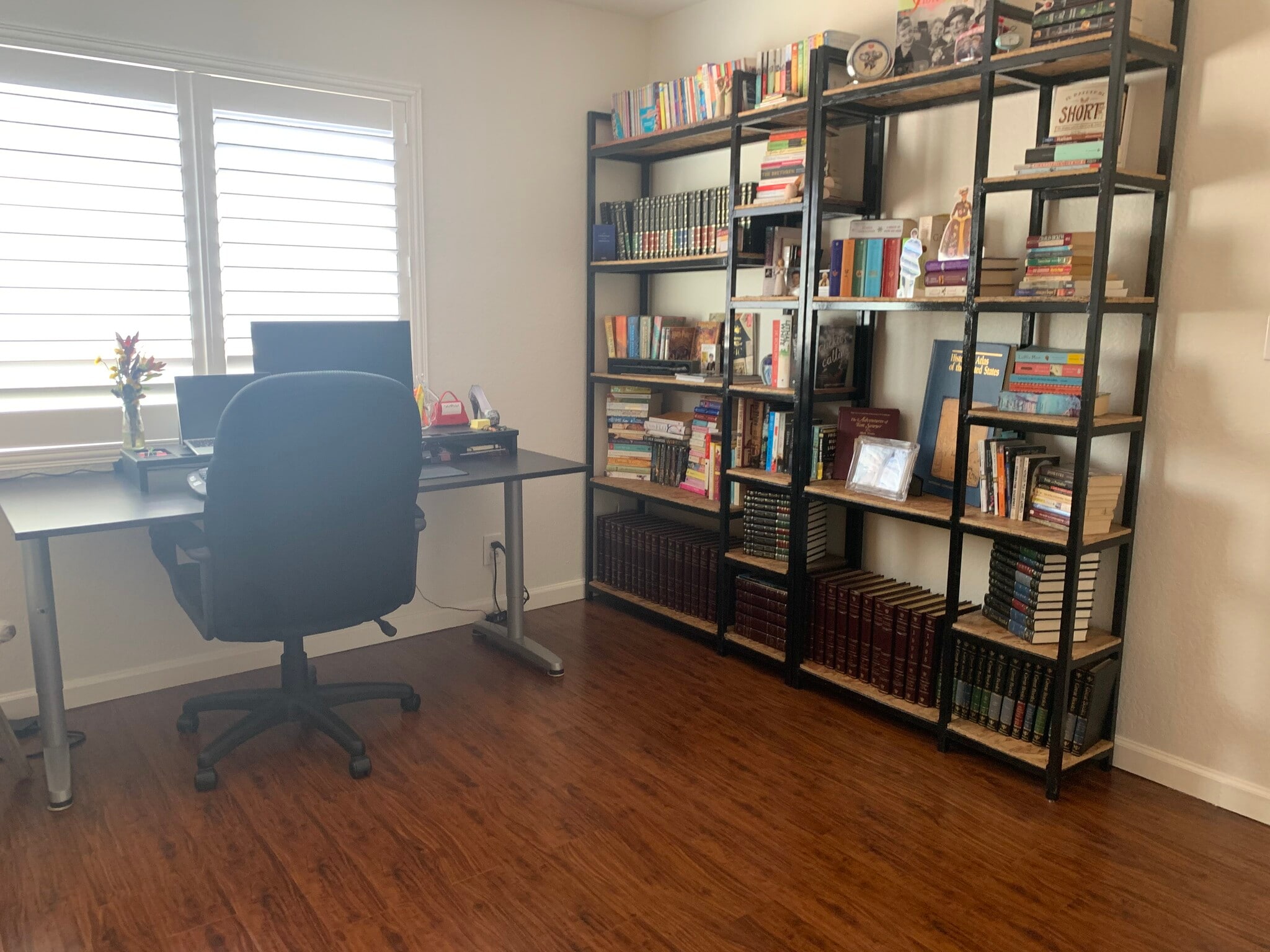 2nd Bedroom - 762 E Orange Grove Blvd