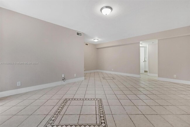 Building Photo - 11232 SW 12th St