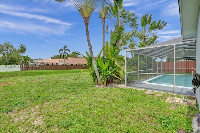 Building Photo - 9774 NW 19th Pl