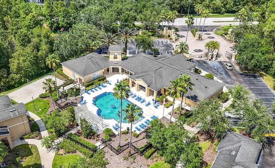 Building Photo - 5125 Palm Springs Blvd