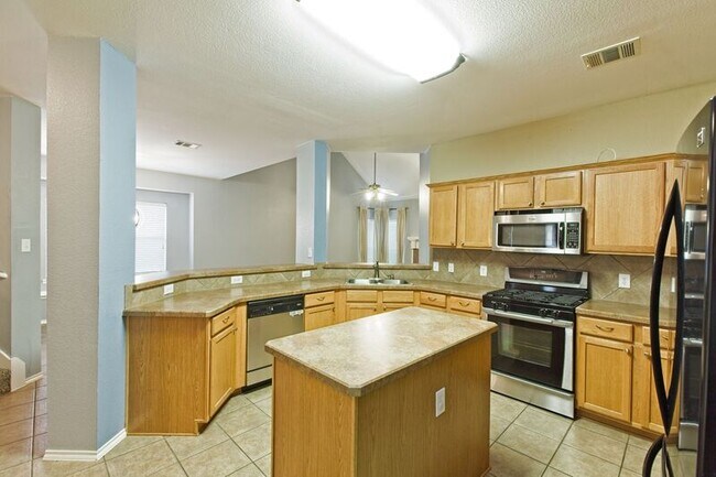 Building Photo - 1201 Rain Fern Dr