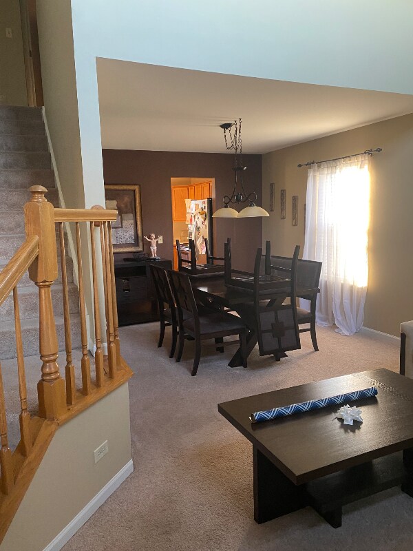 Building Photo - 1915 Chestnut Grove Dr