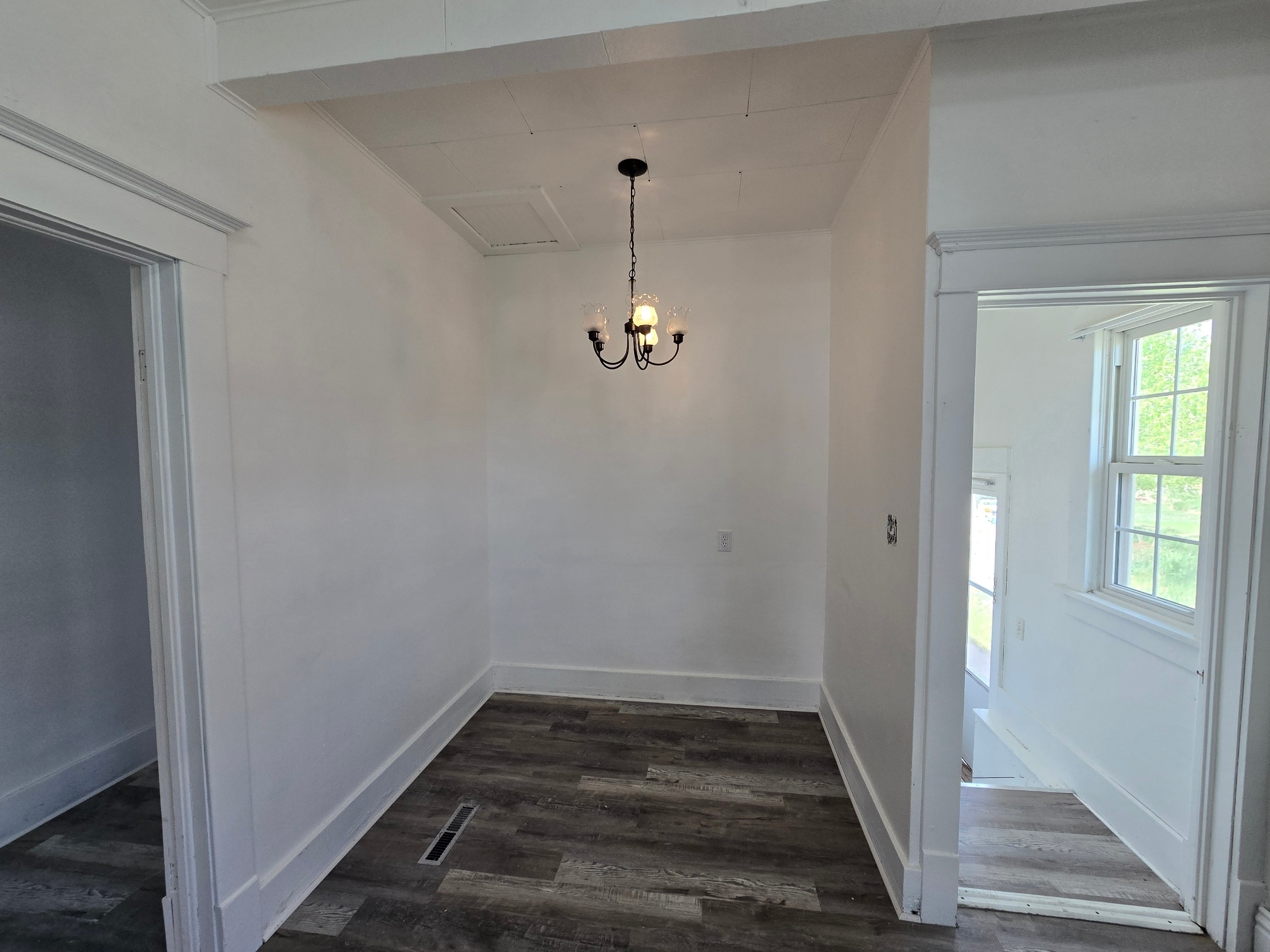 Building Photo - 434 3rd St